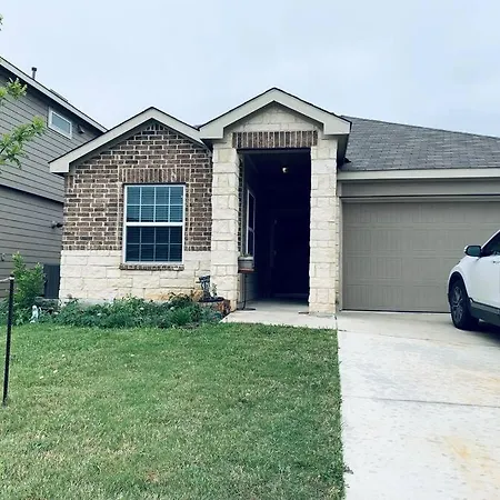 Cheerful Three-Bedroom Home